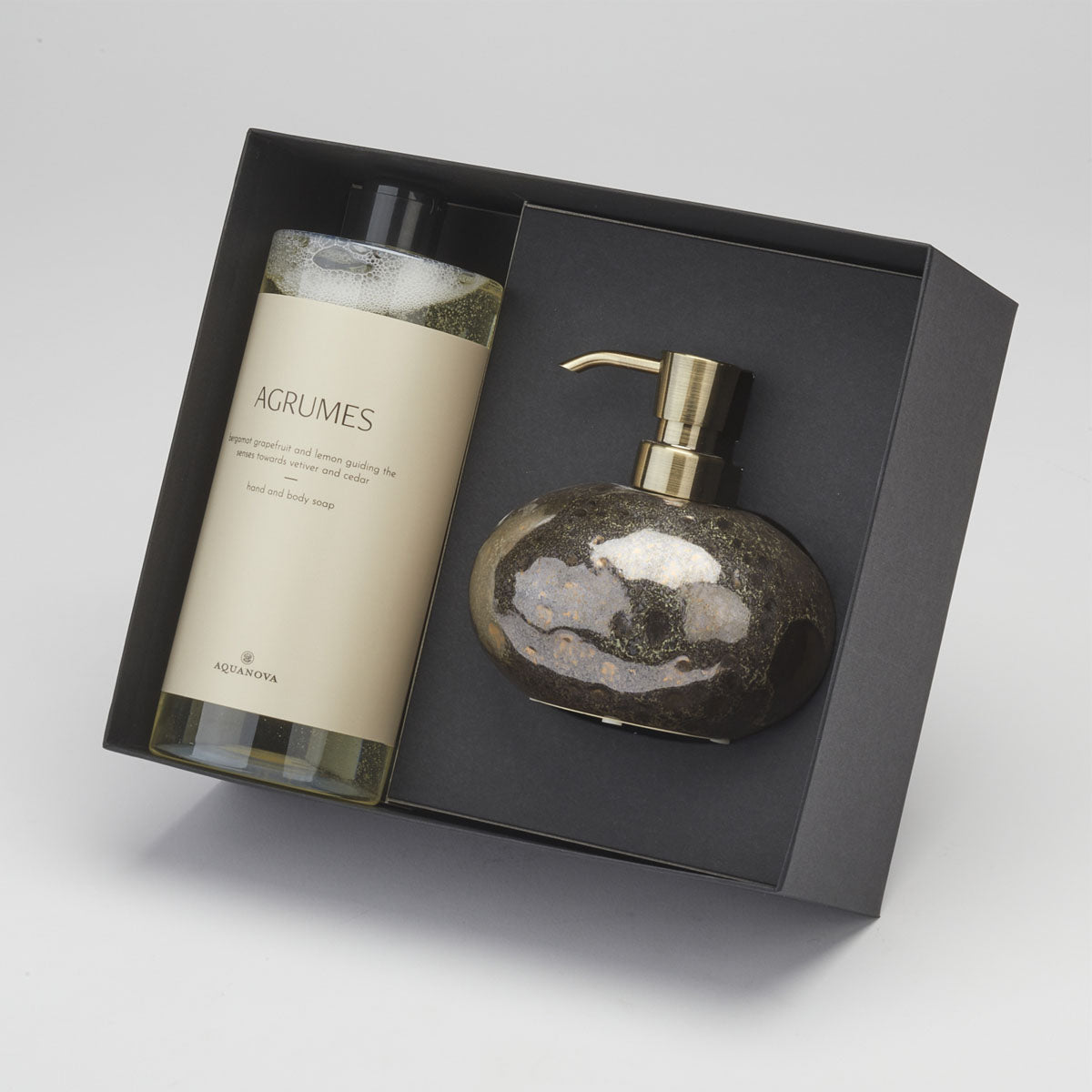Giftbox - Ugo zeepdispenser
