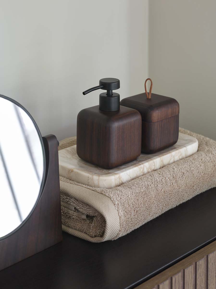 Ebony - Bathroom accessories